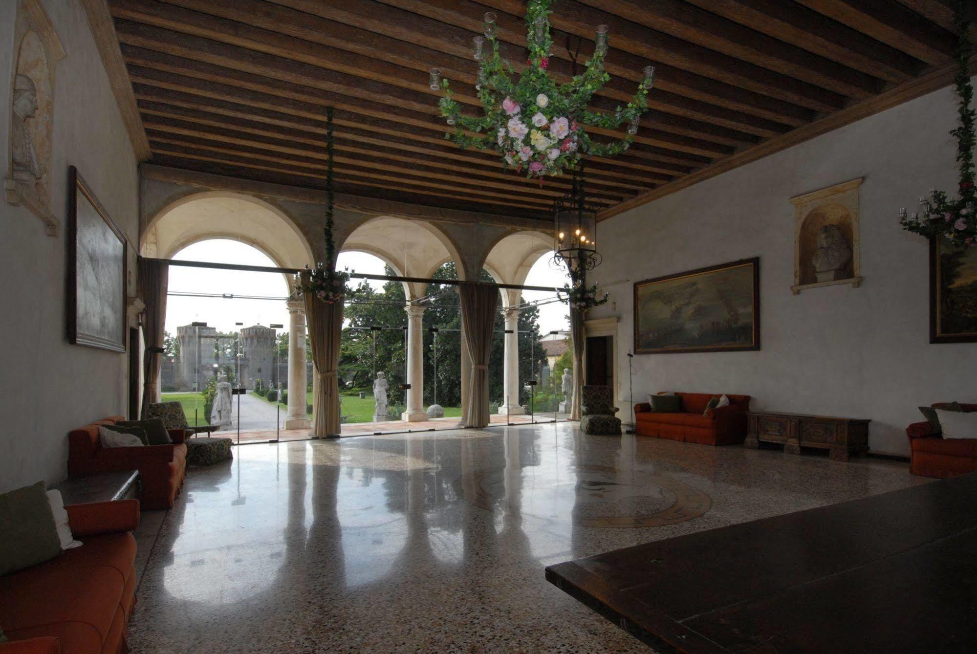 Castello Di Casa de Campo *
